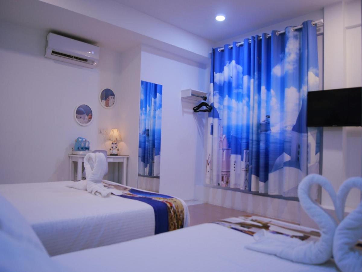 Santorini Hotel Melaka Exterior photo